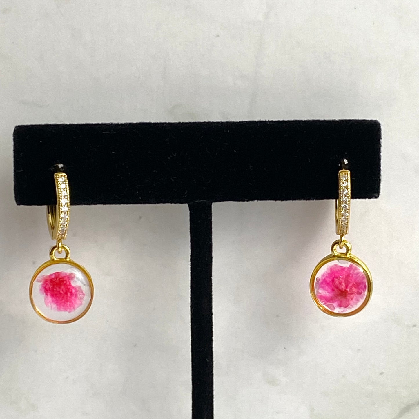 Pressed Flower Gold-Plated Huggie Hoop Earrings | Pink Daisy Round | Handmade Jewelry